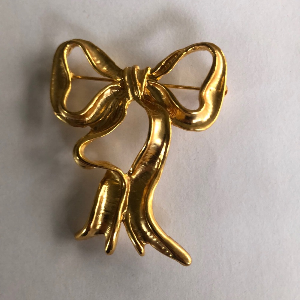 Vintage Gold Tone Ribbon Bow Brooch